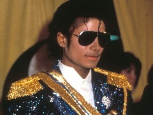 המלך מת, יחי&nbsp;המלך