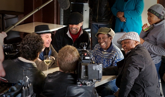 כך היום אנחנו מאזינים למוסיקת&nbsp;עולם